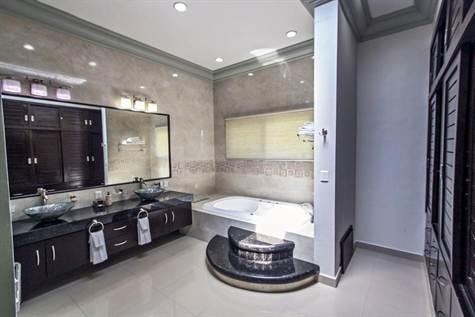 CASA TEBEKA HOUSE FOR SALE PLAYA DEL CARMEN, Suite S-P1-03